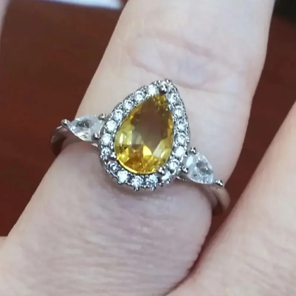 Ladies Timeless Elegant  Tear Drop Simulated Diamonds ring